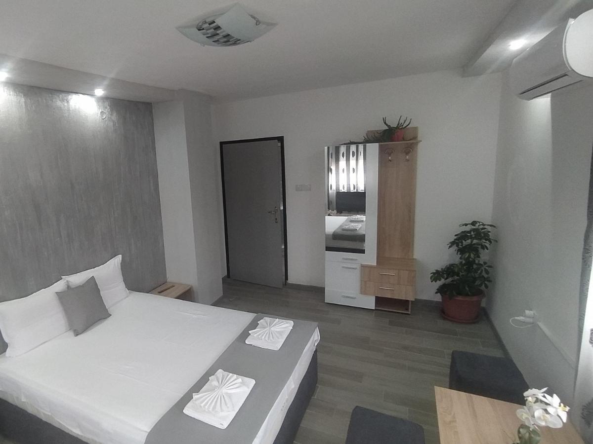 Каламанди Asenovgrad Esterno foto